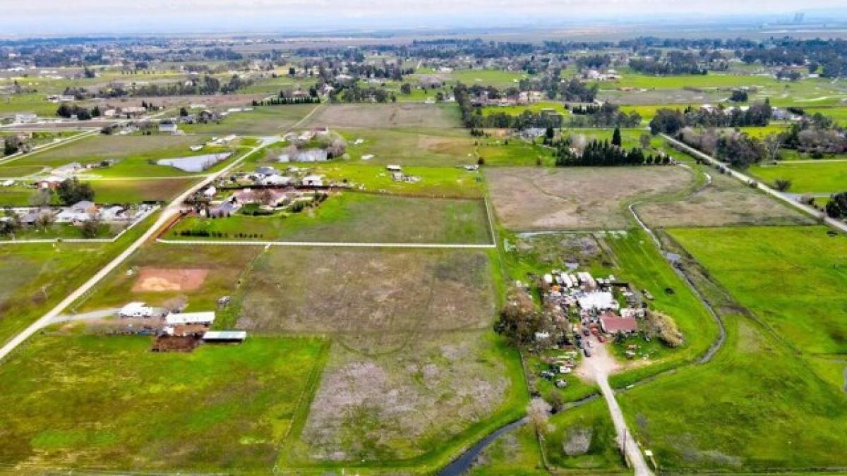 Picture of Residential Land For Sale in Wilton, California, United States