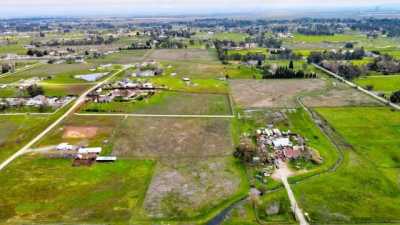 Residential Land For Sale in Wilton, California