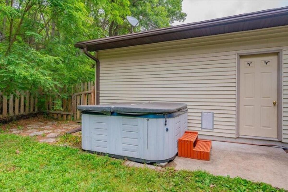 Picture of Home For Sale in Lodi, Wisconsin, United States