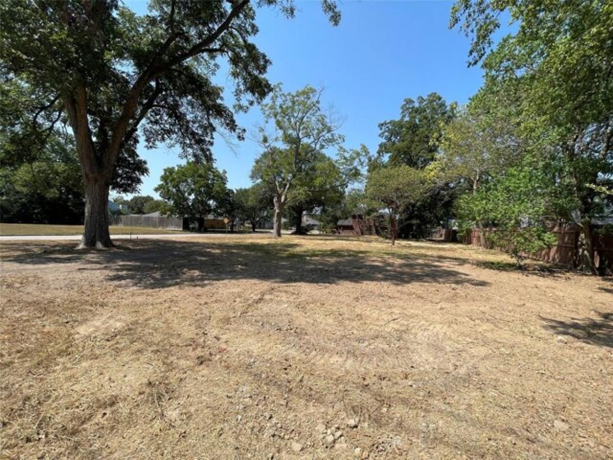 Picture of Residential Land For Sale in Tomball, Texas, United States