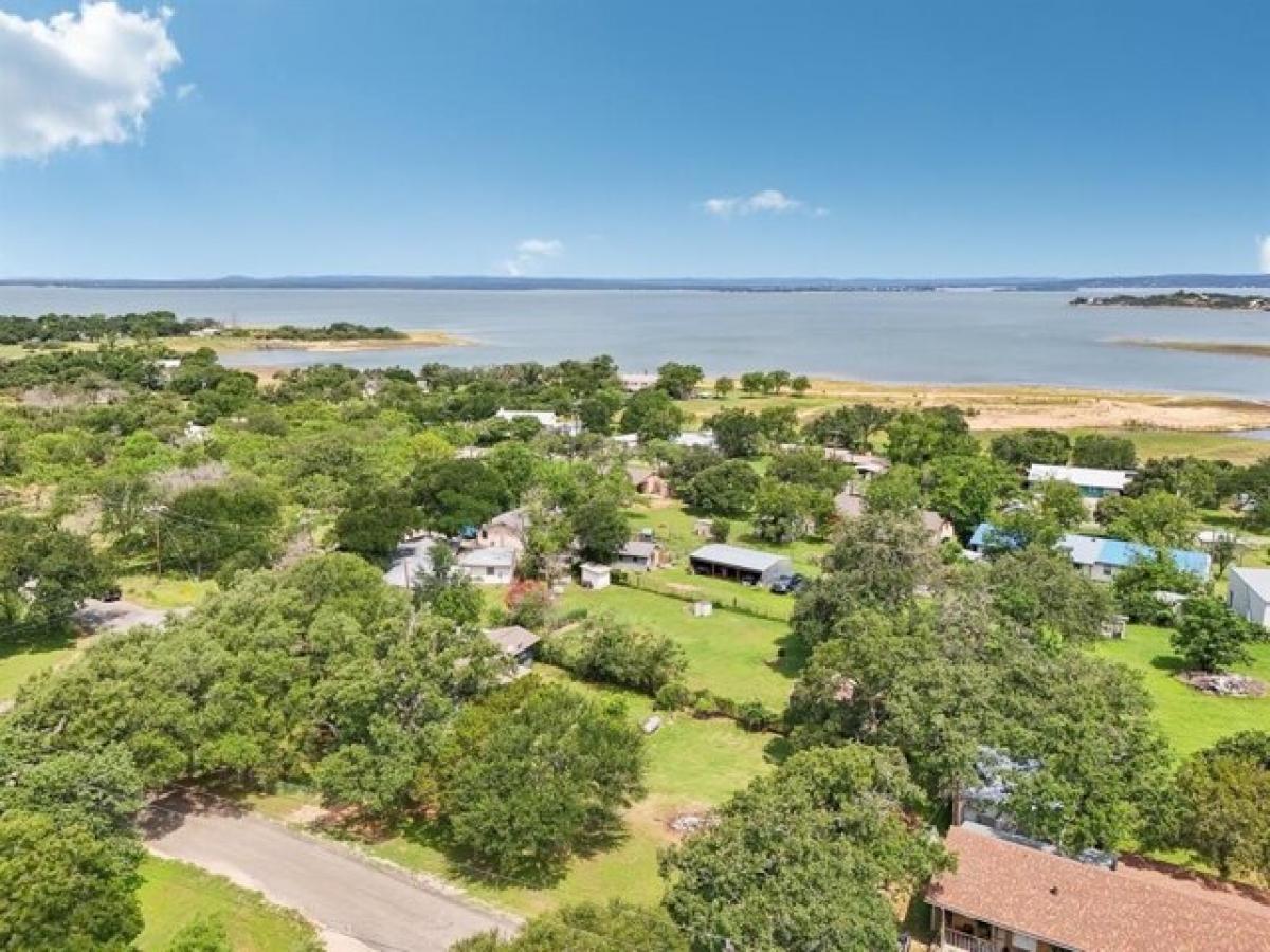 Picture of Home For Sale in Burnet, Texas, United States