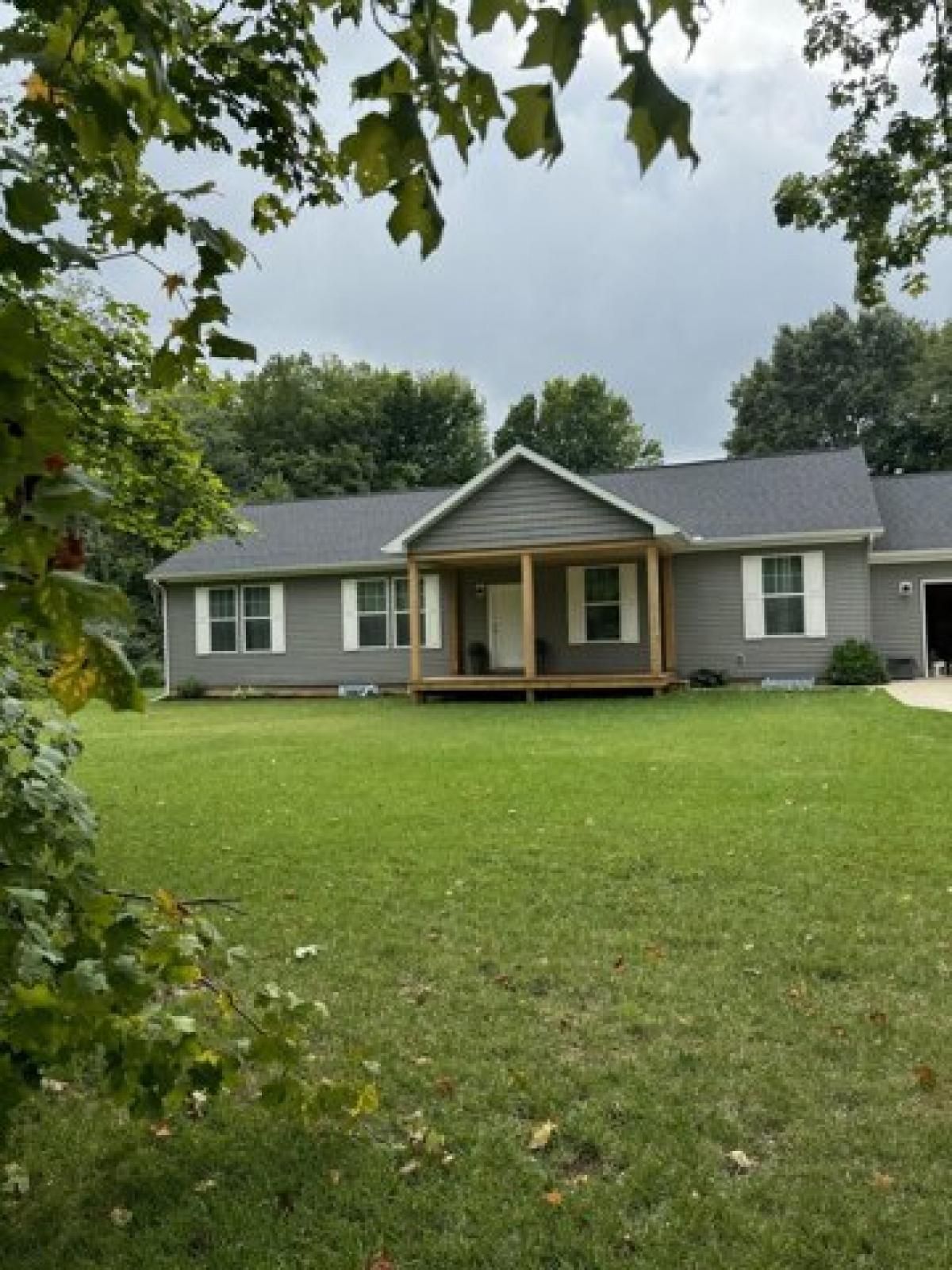 Picture of Home For Sale in Berrien Springs, Michigan, United States