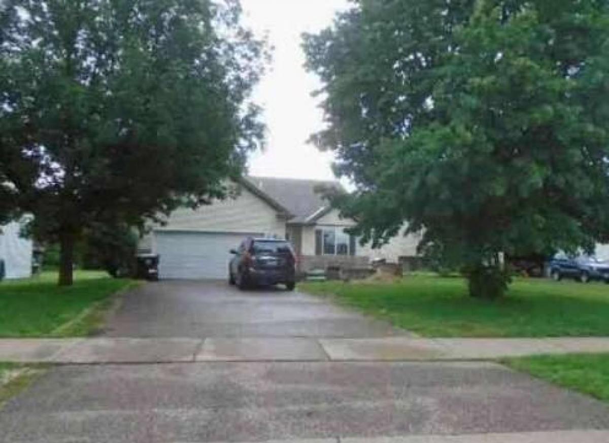 Picture of Home For Sale in Isanti, Minnesota, United States