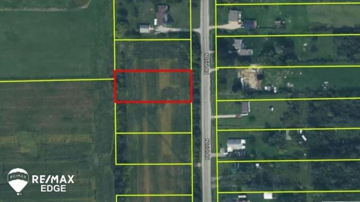 Picture of Residential Land For Sale in Davison, Michigan, United States