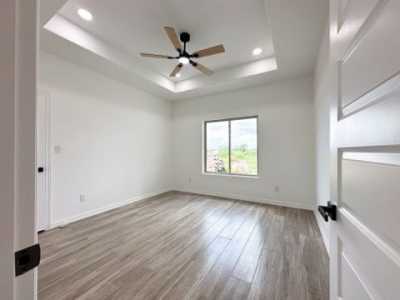 Home For Sale in Los Fresnos, Texas