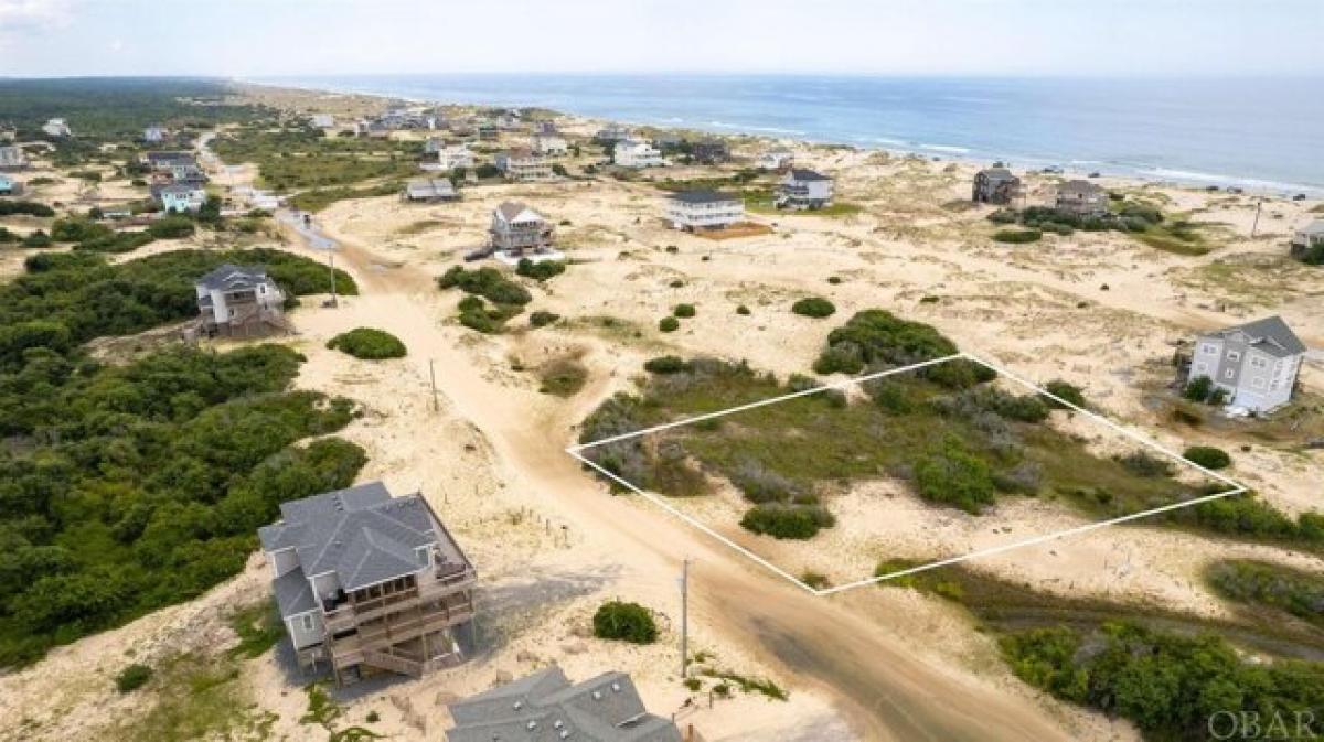 Picture of Residential Land For Sale in Corolla, North Carolina, United States