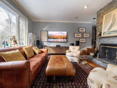 Home For Sale in Hartford, Vermont