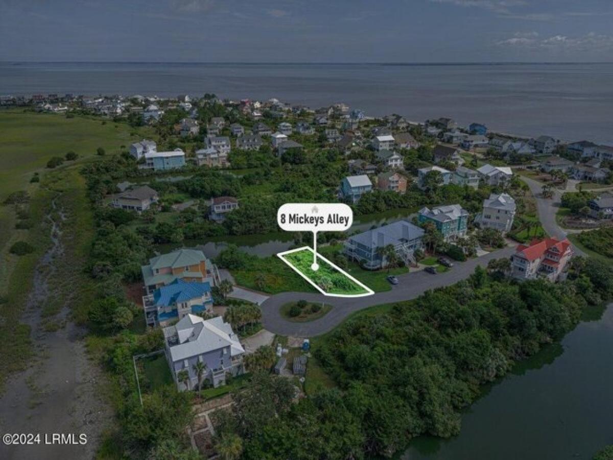 Picture of Residential Land For Sale in Saint Helena Island, South Carolina, United States