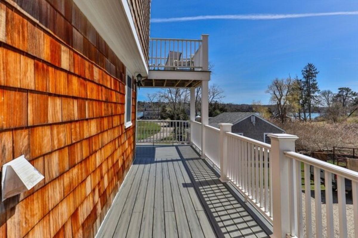 Picture of Home For Sale in Eastham, Massachusetts, United States