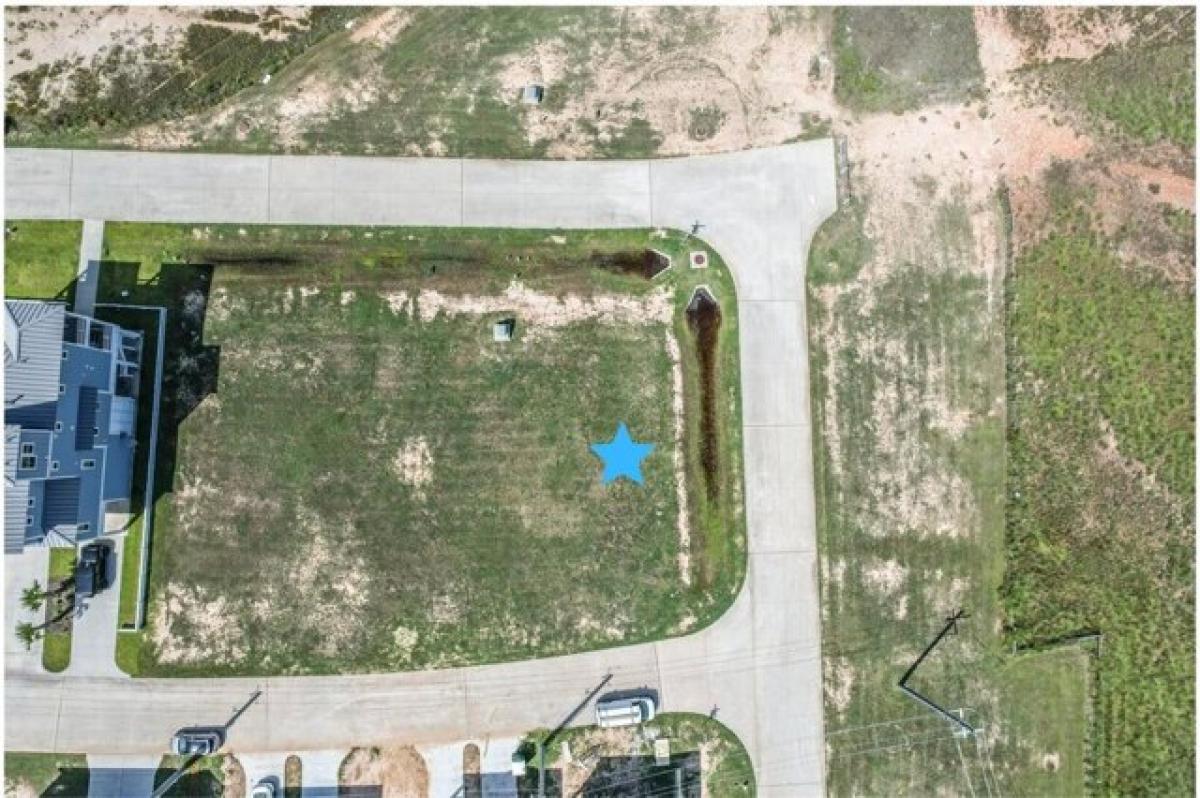 Picture of Residential Land For Sale in Galveston, Texas, United States