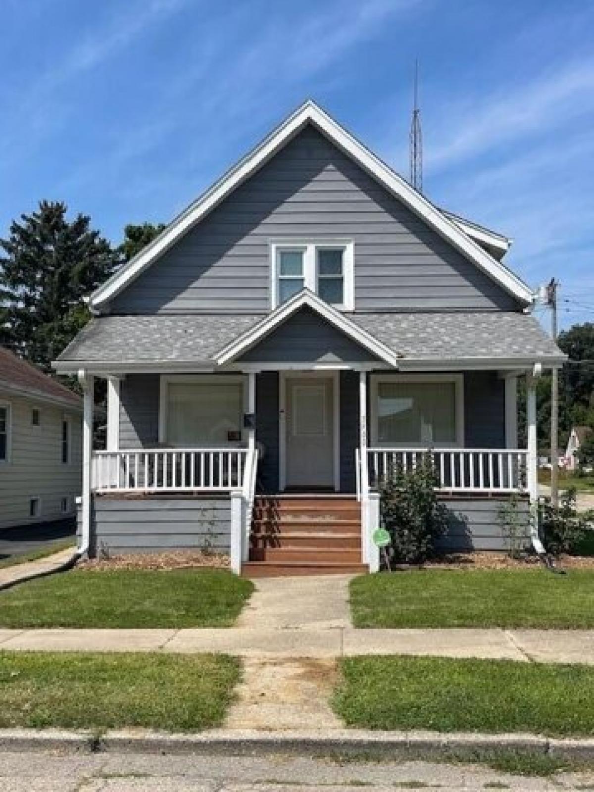 Picture of Home For Sale in Kenosha, Wisconsin, United States