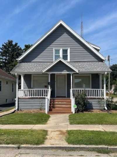 Home For Sale in Kenosha, Wisconsin