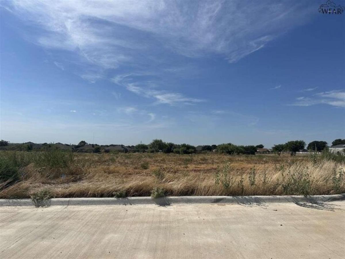 Picture of Home For Sale in Iowa Park, Texas, United States