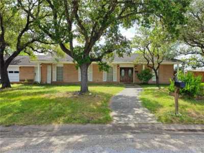 Home For Sale in Refugio, Texas