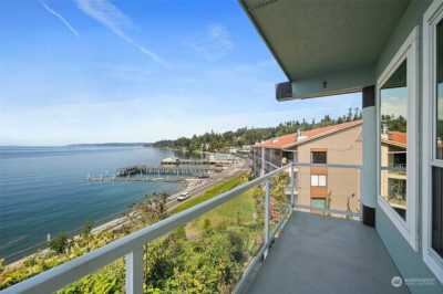 Home For Sale in Des Moines, Washington