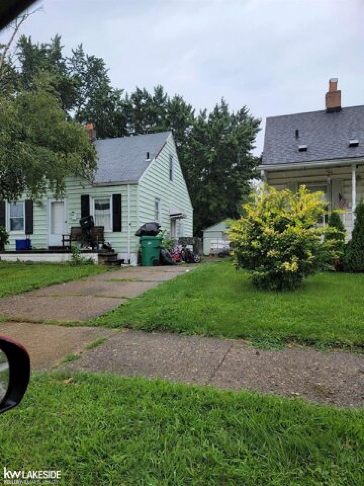 Picture of Home For Sale in Eastpointe, Michigan, United States