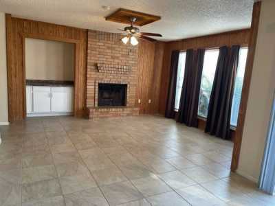 Home For Sale in Webster, Texas