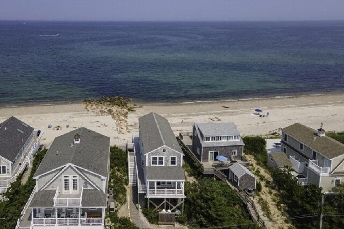 Picture of Home For Sale in Sandwich, Massachusetts, United States