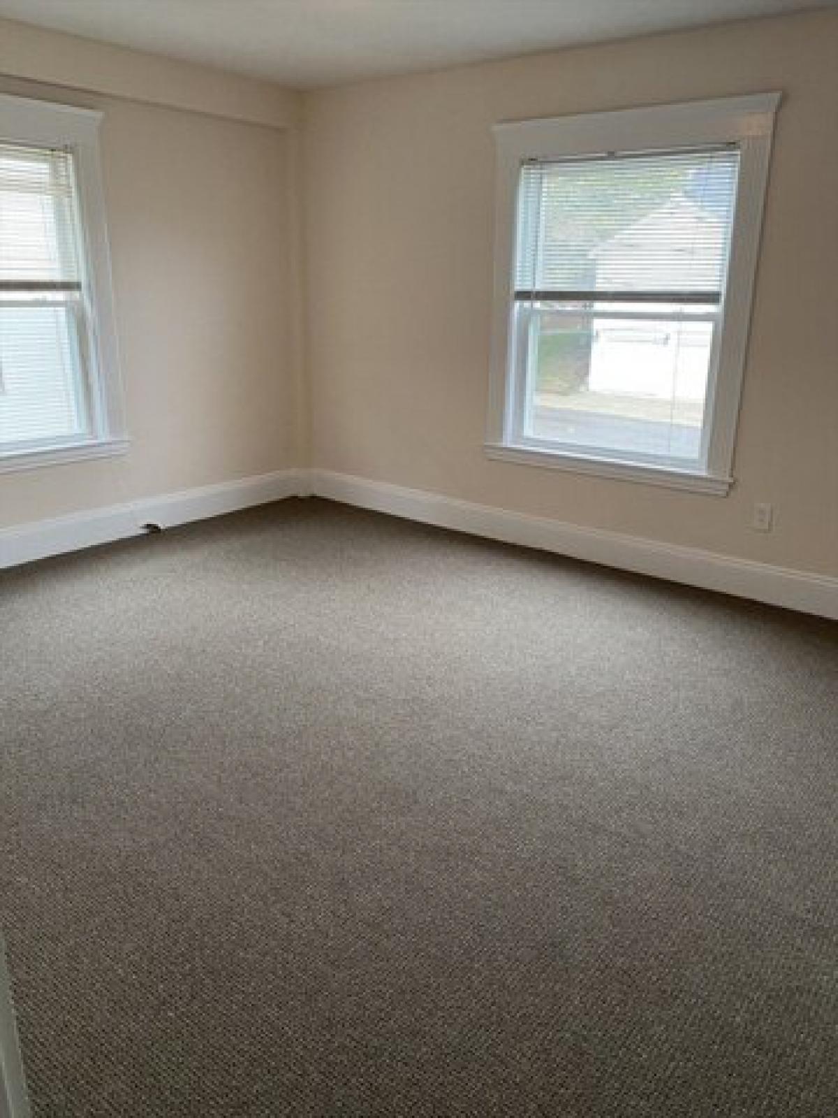 Picture of Apartment For Rent in Reading, Massachusetts, United States