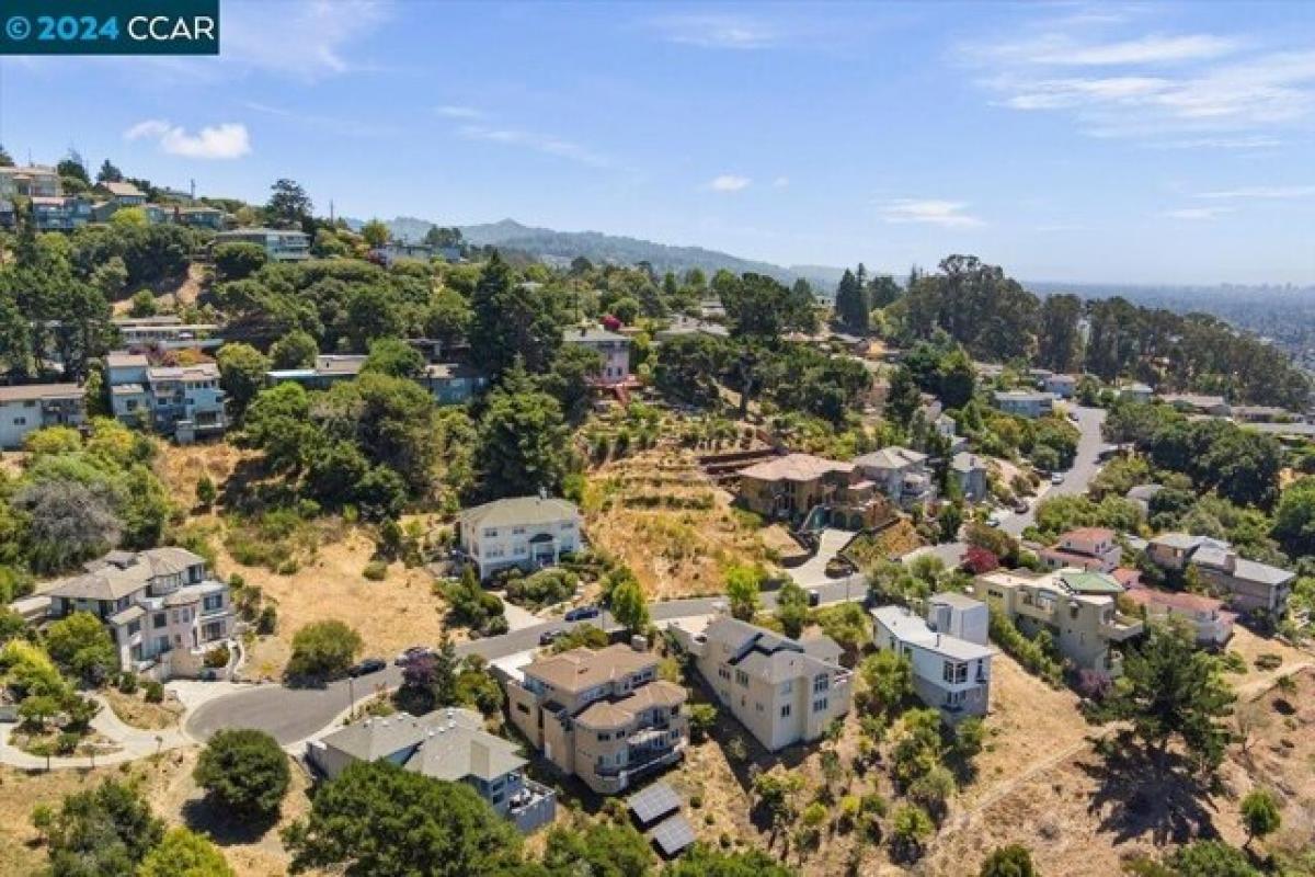 Picture of Residential Land For Sale in El Cerrito, California, United States