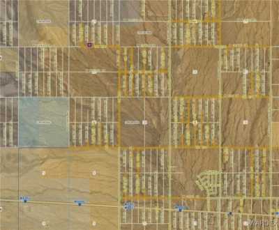 Residential Land For Sale in Golden Valley, Arizona