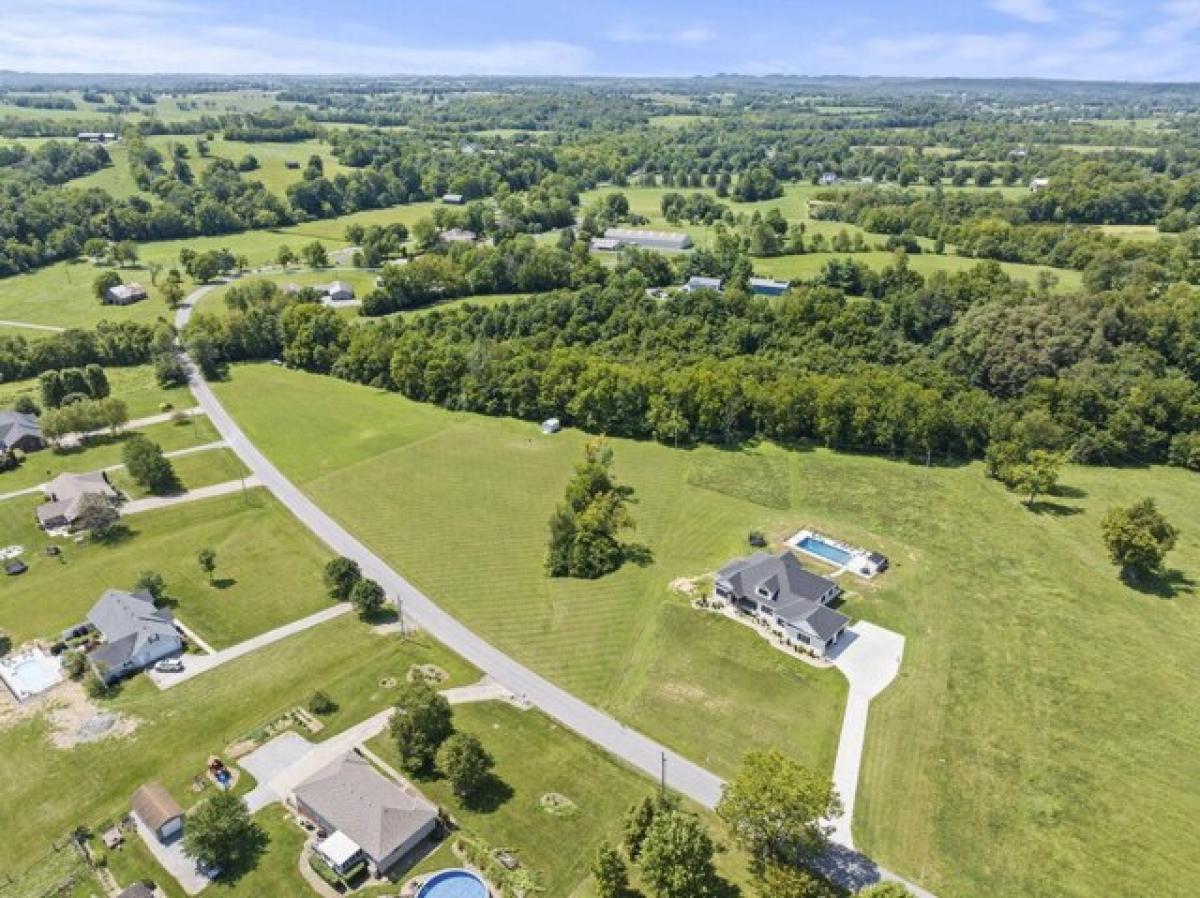 Picture of Residential Land For Sale in Danville, Kentucky, United States