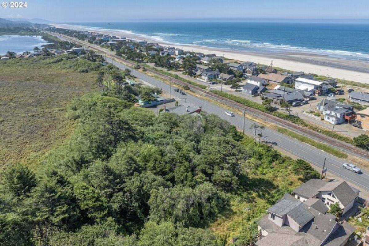 Picture of Residential Land For Sale in Rockaway Beach, Oregon, United States