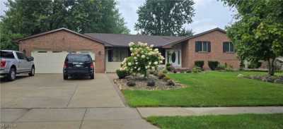 Home For Sale in Stow, Ohio