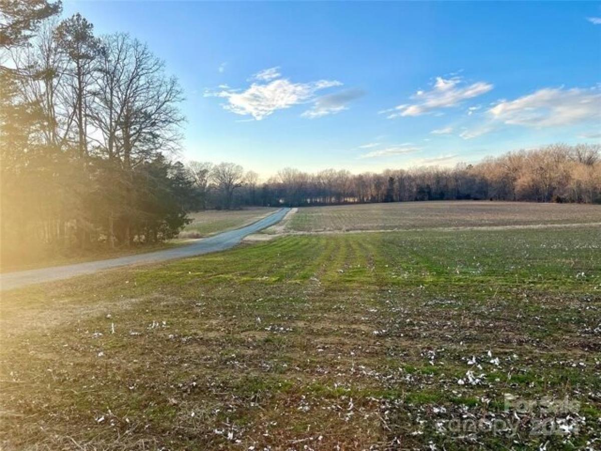 Picture of Residential Land For Sale in Indian Trail, North Carolina, United States