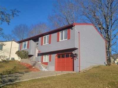 Home For Sale in Endicott, New York