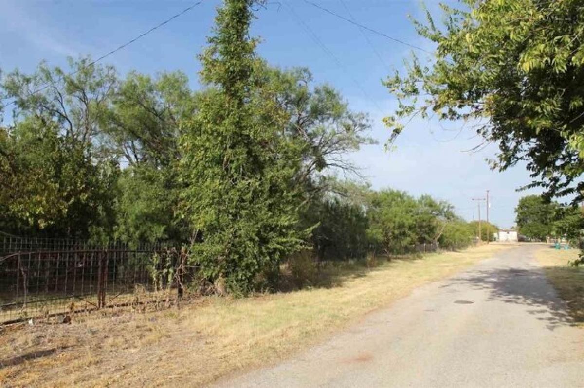 Picture of Residential Land For Sale in Archer City, Texas, United States