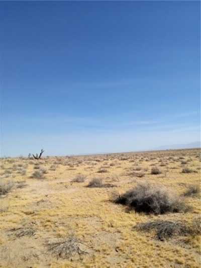 Residential Land For Sale in Adelanto, California