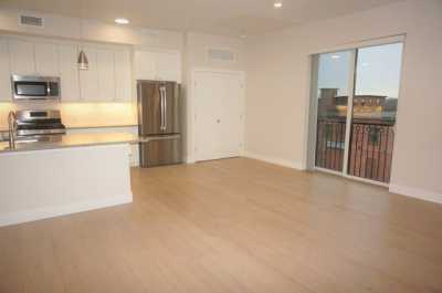 Apartment For Rent in Waltham, Massachusetts