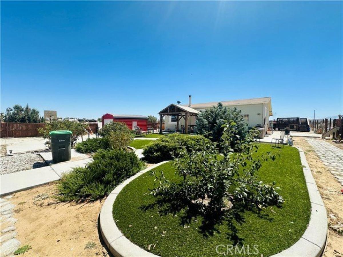 Picture of Home For Sale in Phelan, California, United States