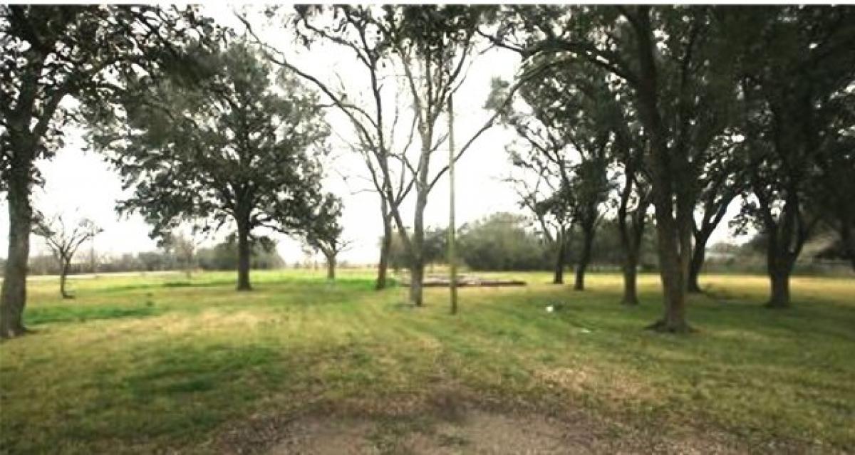 Picture of Residential Land For Sale in La Marque, Texas, United States