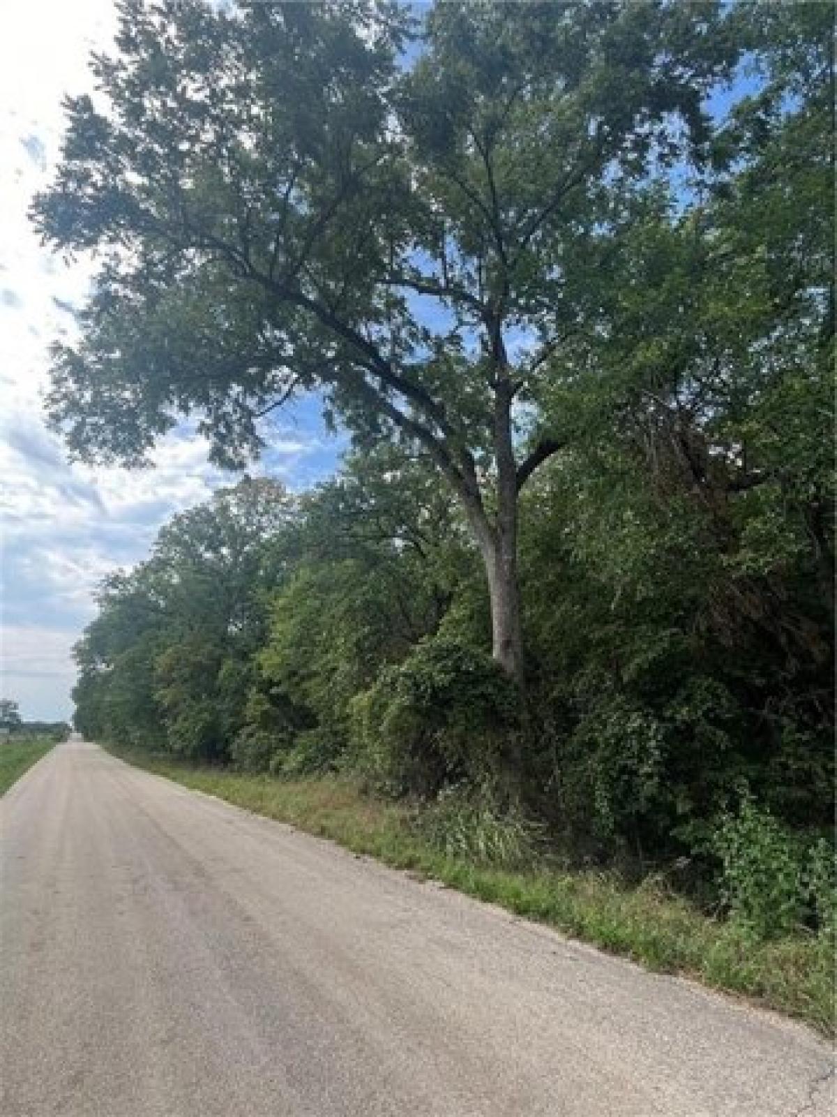 Picture of Residential Land For Sale in Louisburg, Kansas, United States