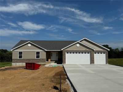 Home For Sale in Foristell, Missouri