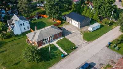 Home For Sale in Niagara Falls, New York