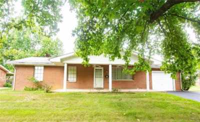 Home For Sale in Alton, Illinois