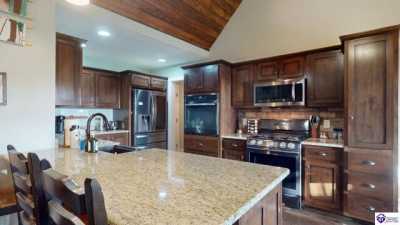 Home For Sale in Smiths Grove, Kentucky