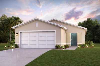 Home For Sale in Eagle Lake, Florida