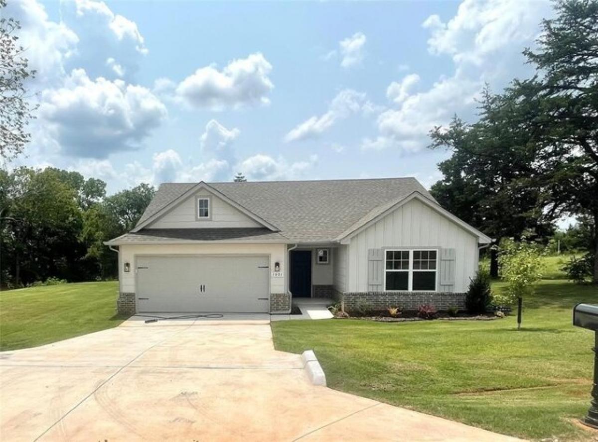 Picture of Home For Sale in Guthrie, Oklahoma, United States