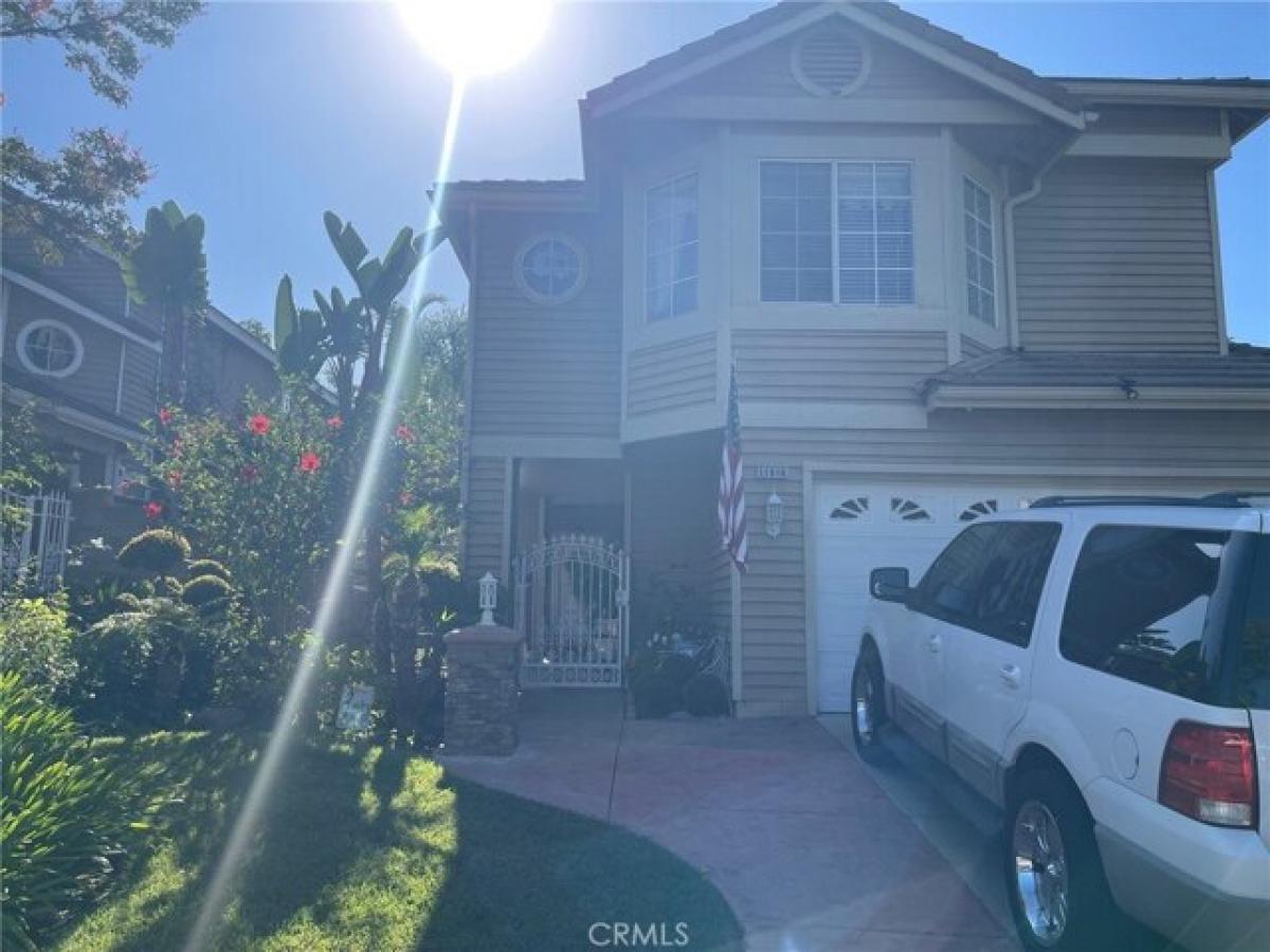 Picture of Home For Sale in Moorpark, California, United States