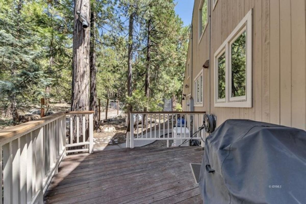 Picture of Home For Sale in Idyllwild, California, United States