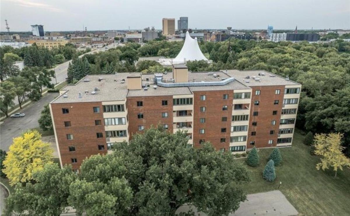 Picture of Home For Sale in Moorhead, Minnesota, United States