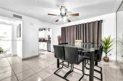 Home For Rent in Cooper City, Florida