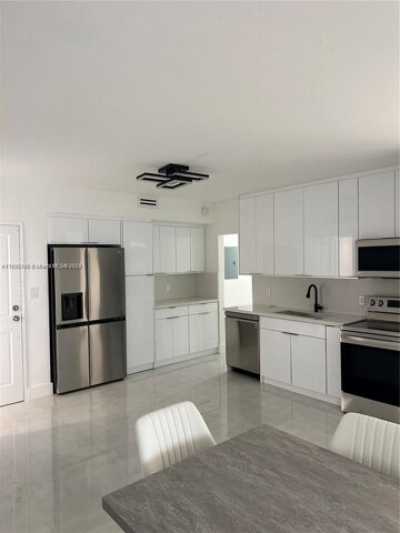 Apartment For Rent in Bal Harbour, Florida