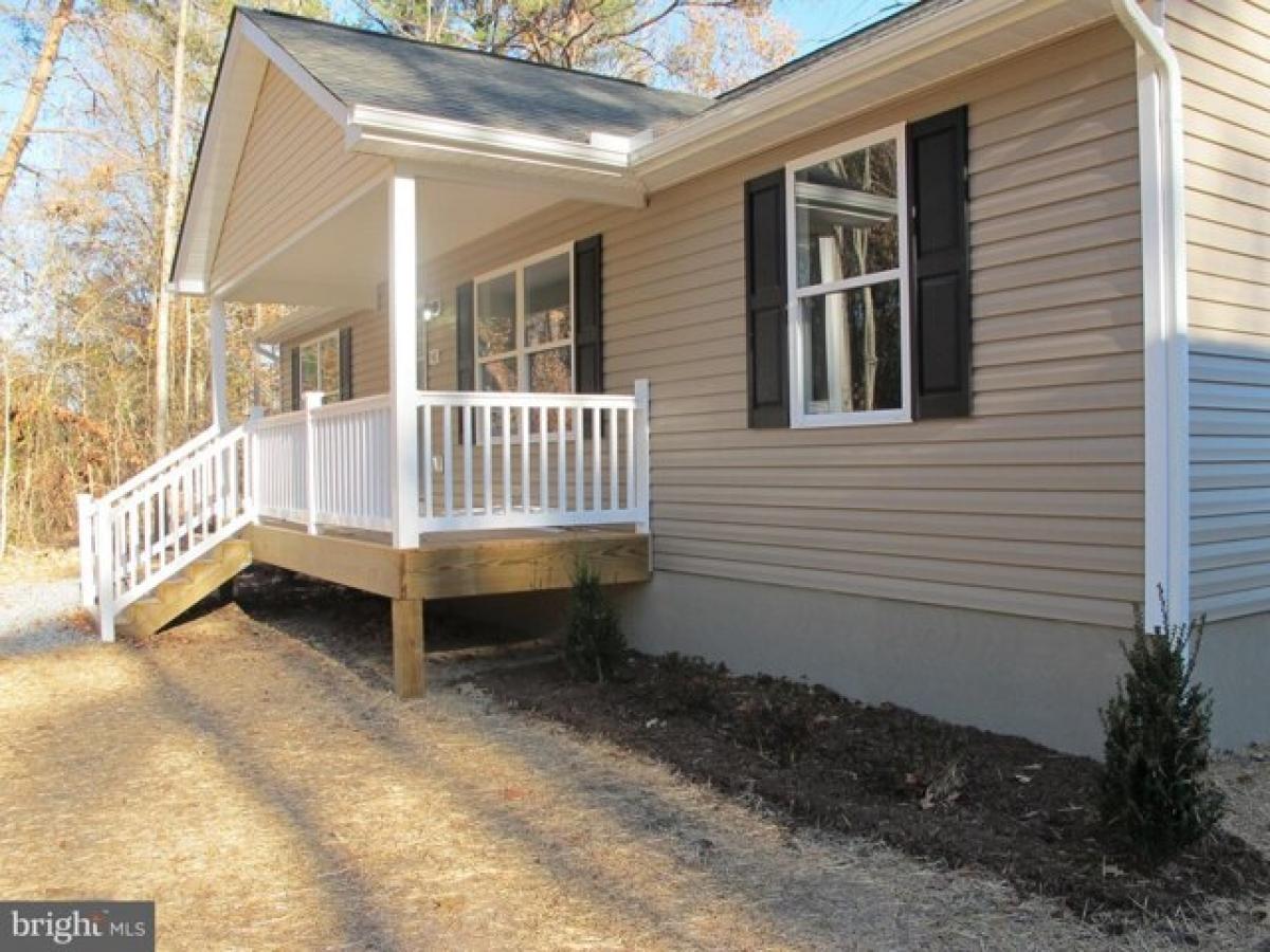 Picture of Home For Sale in Montross, Virginia, United States