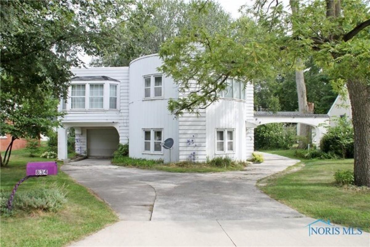 Picture of Home For Sale in Bowling Green, Ohio, United States