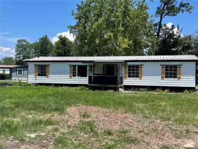 Home For Sale in Silver Springs, Florida